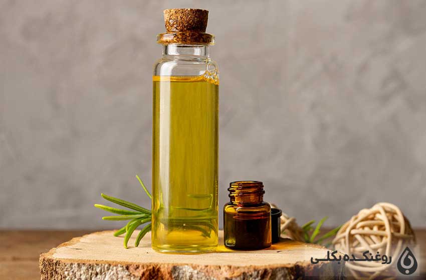 یک شیشه حاوی روغن آرگان
