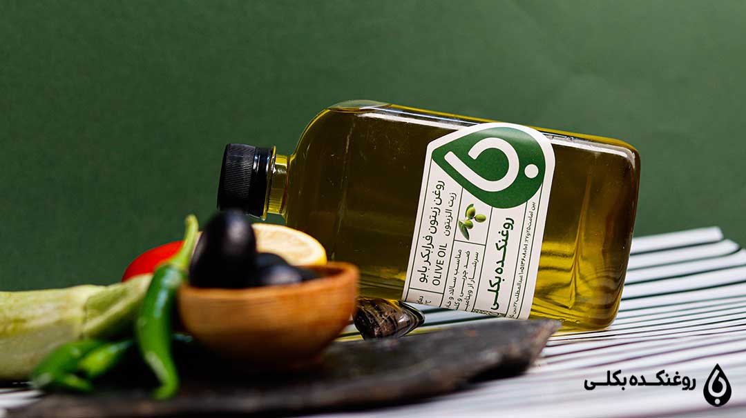 روغن زیتون ارگانیک در بسته بندی بکلی